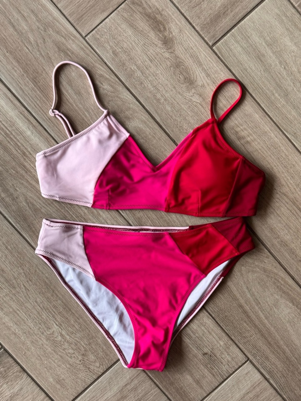 Cupshe Hot Pink and Red Colorblock Bikini Set M